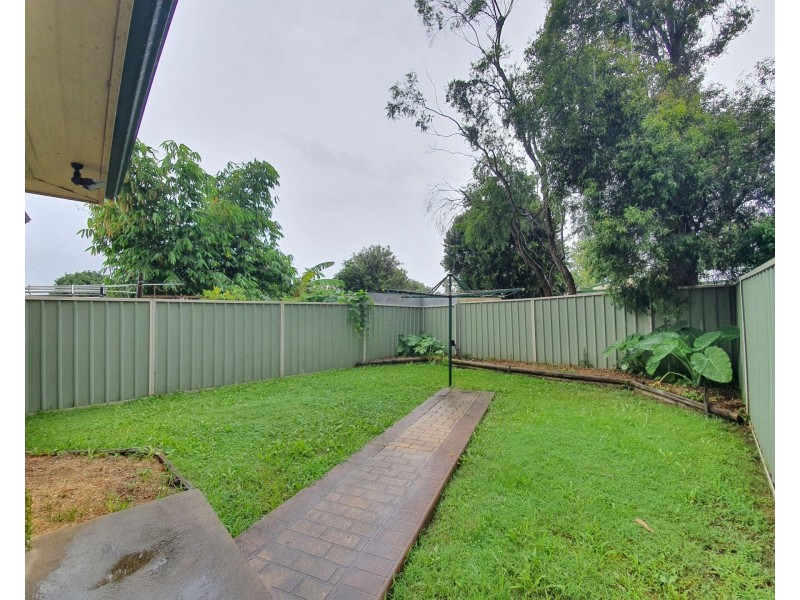 1/2 Nariel Street, St Marys NSW 2760