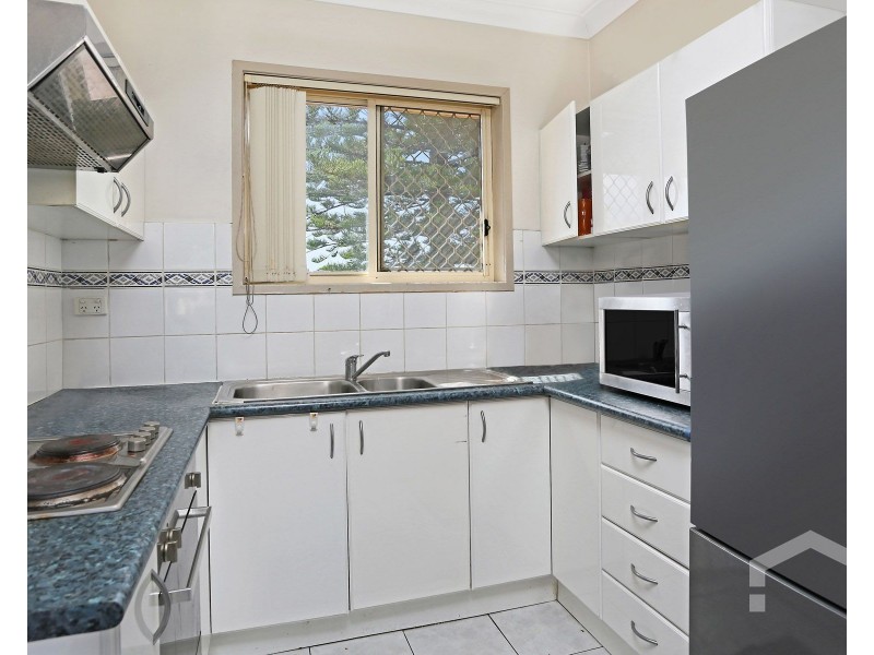 4/81 Cardigan Road, Greenacre NSW 2190