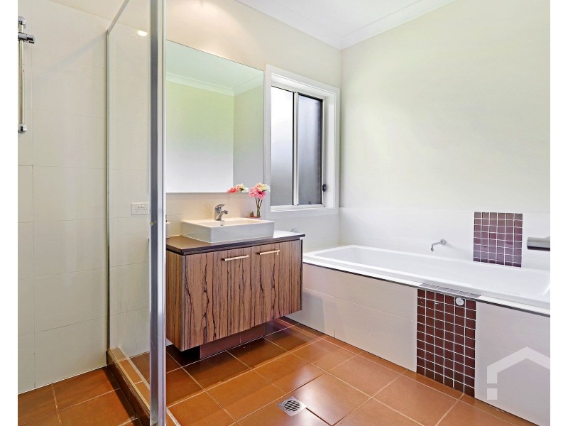 64 Bridgewood Drive, Beaumont Hills NSW 2155