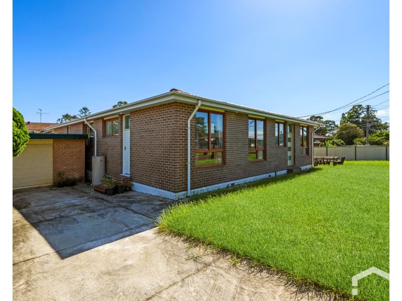 4 Kingsley St, Blackett NSW 2770