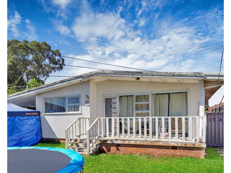 17 & 17A Semana Street, Whalan NSW 2770