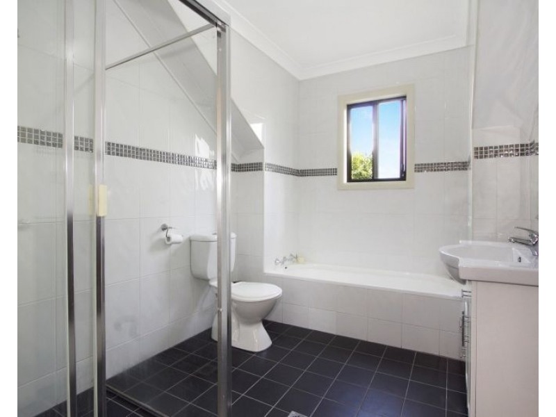 3/109 Adelaide Street, Oxley Park NSW 2760