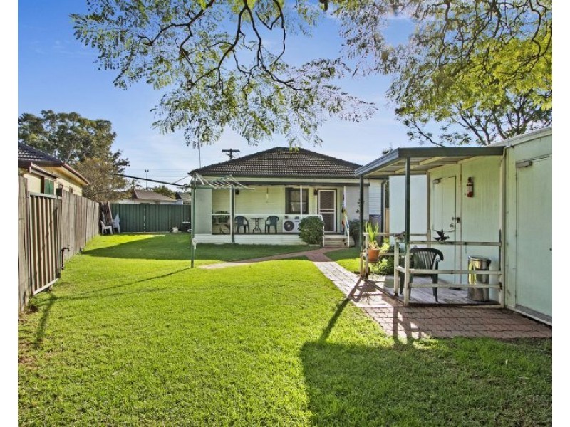 6 Barker Street, Rooty Hill NSW 2766