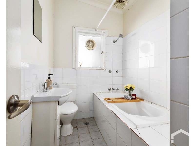 11 Kikori Crescent, Whalan NSW 2770