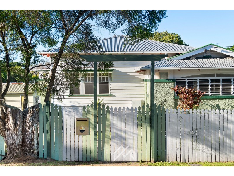 110 Flower Street, Northgate QLD 4013