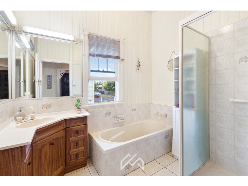 110 Flower Street, Northgate QLD 4013