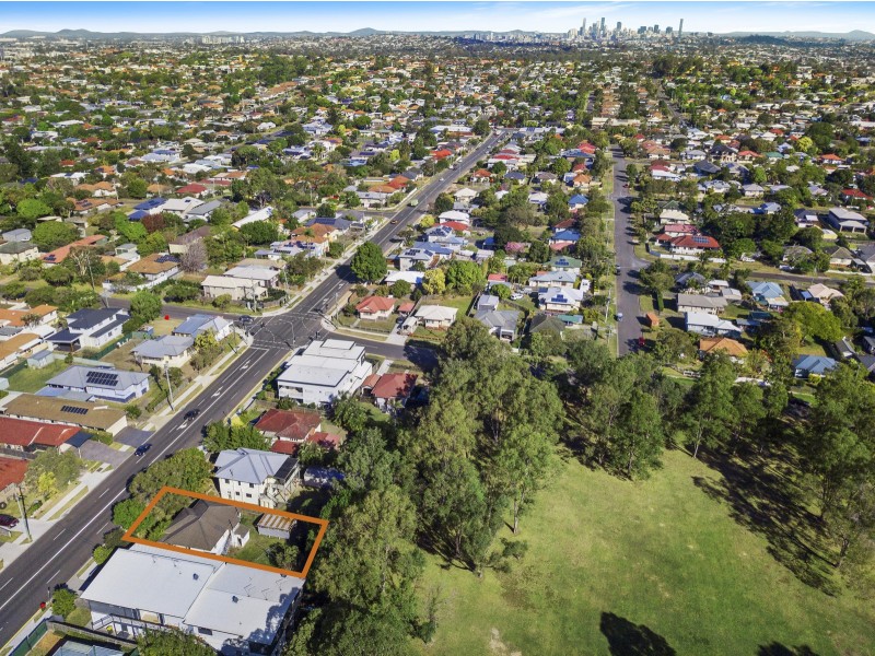 84 Newman Road, Wavell Heights QLD 4012