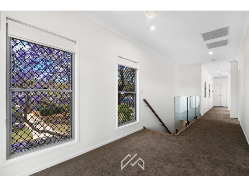 20 Varcoe Street, Wavell Heights QLD 4012