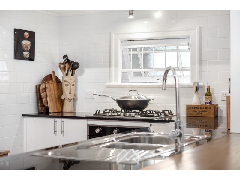 193 Edinburgh Castle Road, Wavell Heights QLD 4012