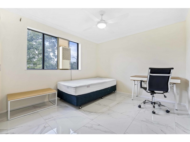 86/139 Macquarie Street, St Lucia QLD 4067