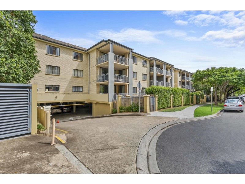 86/139 Macquarie Street, St Lucia QLD 4067