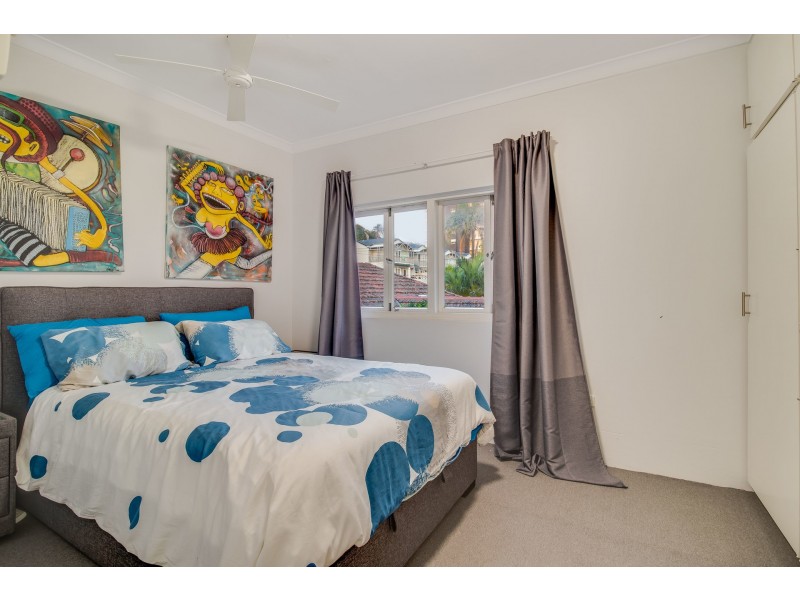 8 Toorak Road, Hamilton QLD 4007