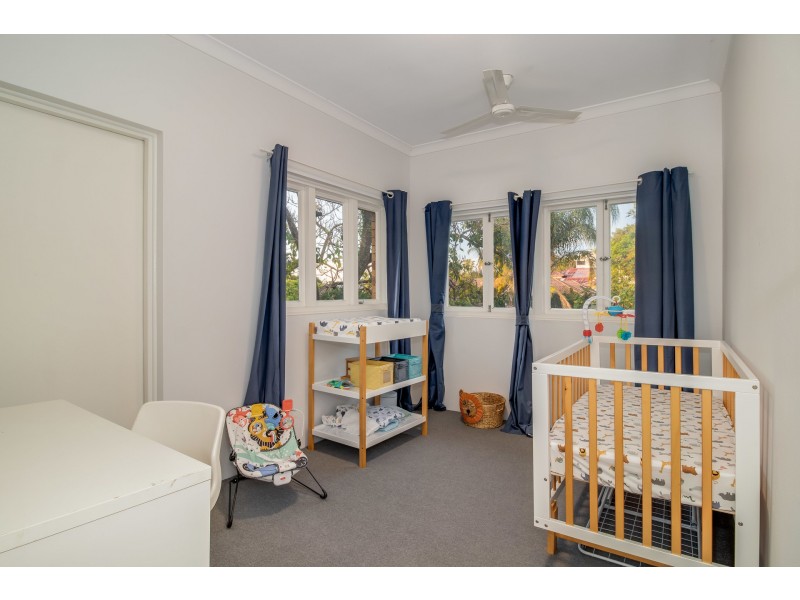 8 Toorak Road, Hamilton QLD 4007