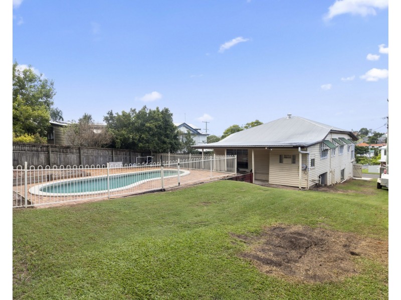 14 Kelvin Street, Wavell Heights QLD 4012