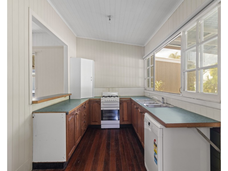 9 Ada Street, Windsor QLD 4030