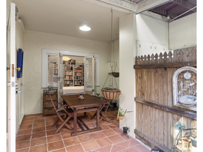 2/23 Jordan Terrace, Bowen Hills QLD 4006