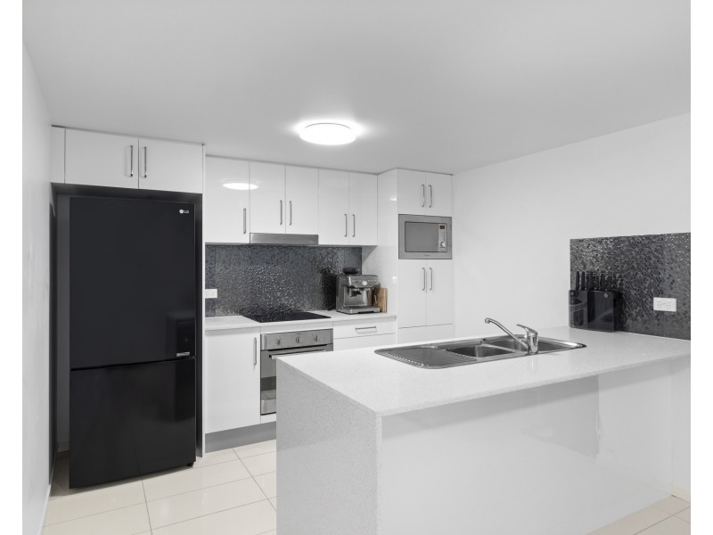 8/17 Norman Street, Wooloowin QLD 4030