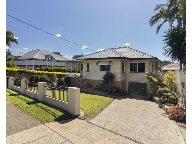133 Rode Road, Wavell Heights QLD 4012