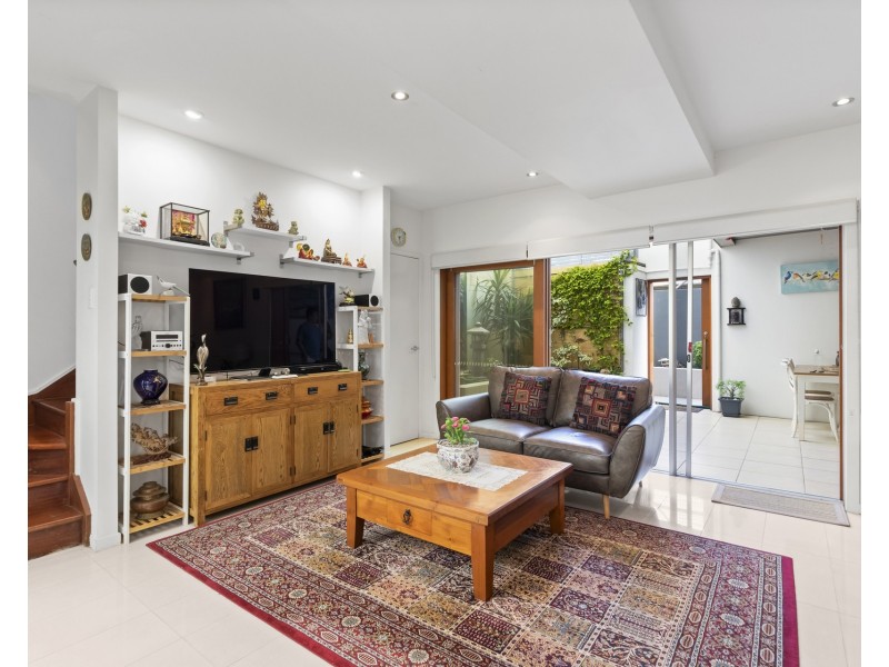 2/15 Halford Street, Newstead QLD 4006