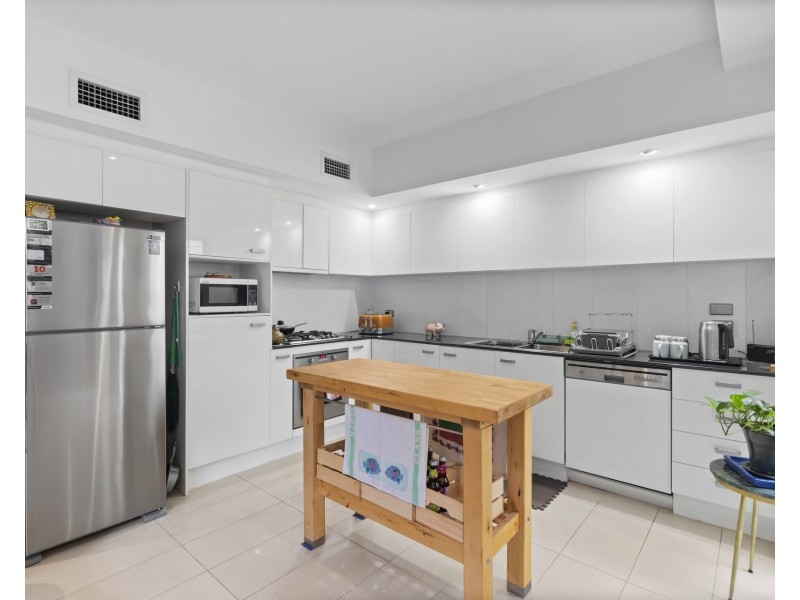 2/15 Halford Street, Newstead QLD 4006