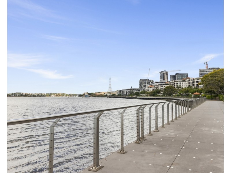 2/15 Halford Street, Newstead QLD 4006