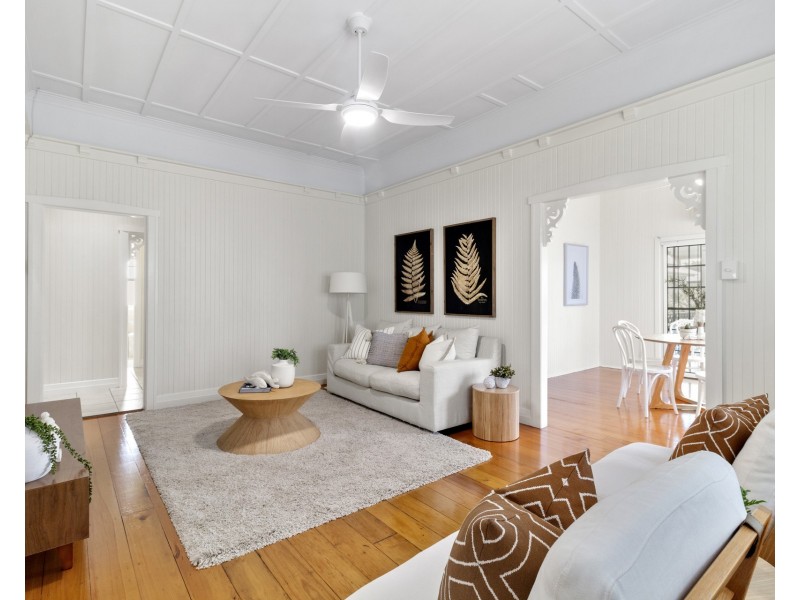 110 Flower Street, Northgate QLD 4013