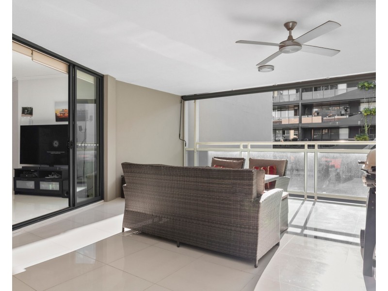 2/7 Helen Street, Teneriffe QLD 4005