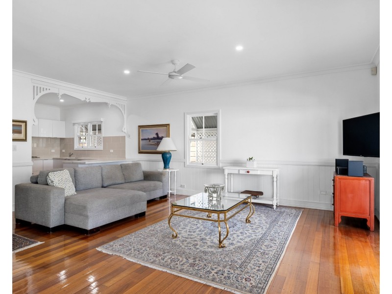 22 Lloyd Street, New Farm QLD 4005