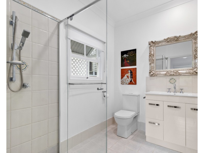 22 Lloyd Street, New Farm QLD 4005