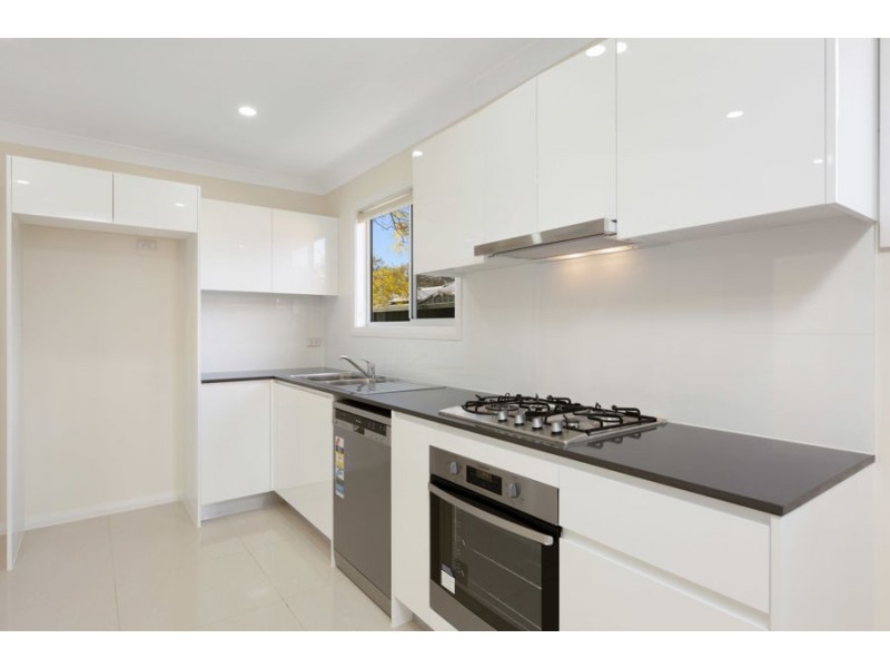 6a Ebony Crescent, Quakers Hill NSW 2763