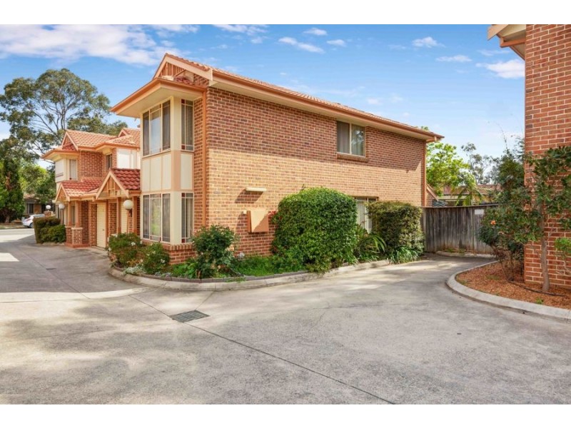 2 91 Pye Road, Quakers Hill NSW 2763