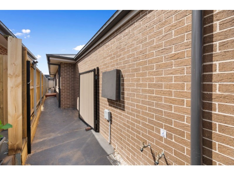 190 Stonecutters Drive, Colebee NSW 2761