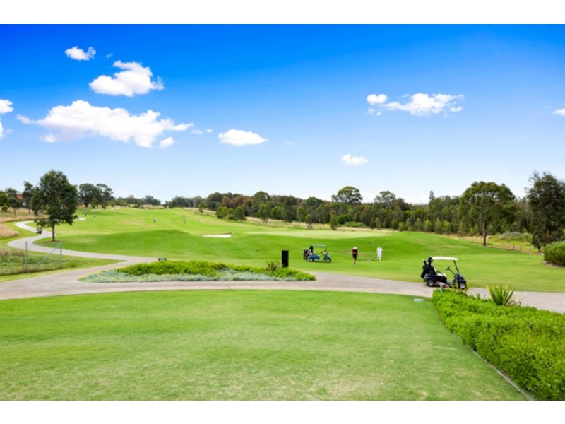 190 Stonecutters Drive, Colebee NSW 2761