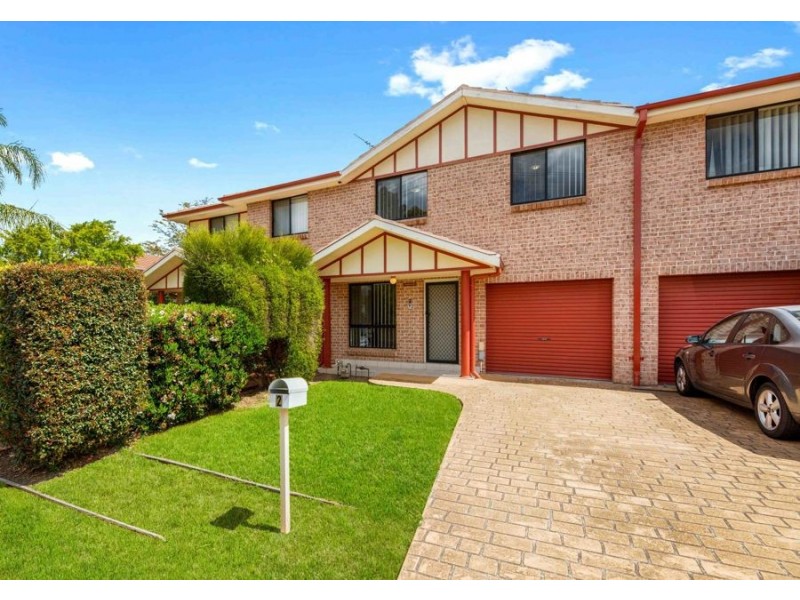2/38 Hillcrest Road, Quakers Hill NSW 2763