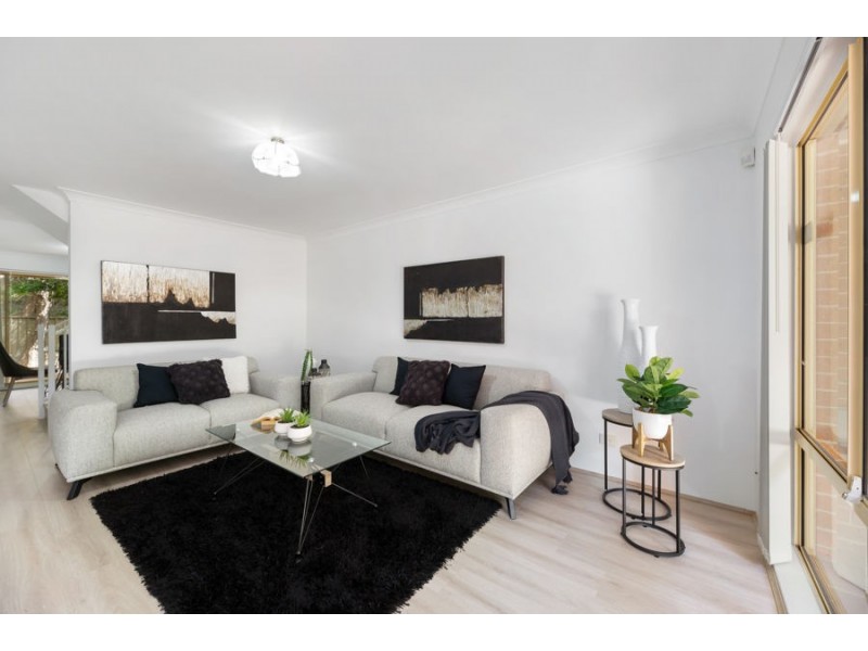 2/81 Lalor Road, Quakers Hill NSW 2763