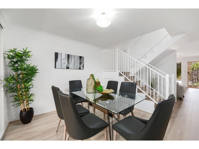 2/81 Lalor Road, Quakers Hill NSW 2763