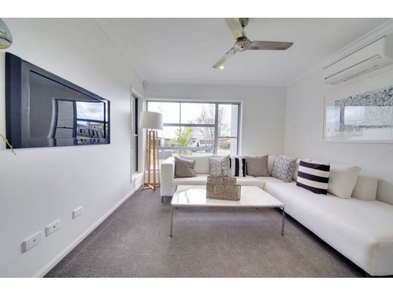 Point Vernon QLD 4655