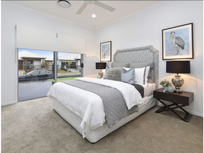 Point Vernon QLD 4655