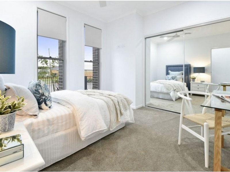 Point Vernon QLD 4655