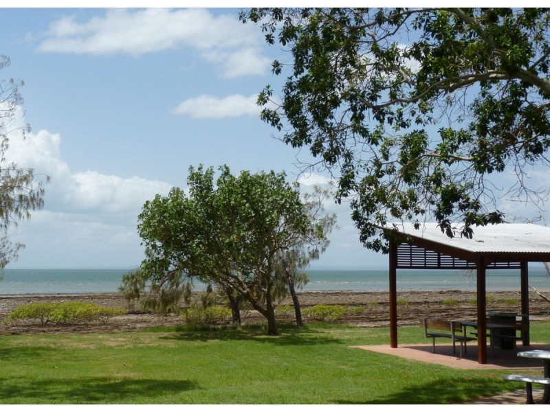 2 Murphy Street, Point Vernon QLD 4655