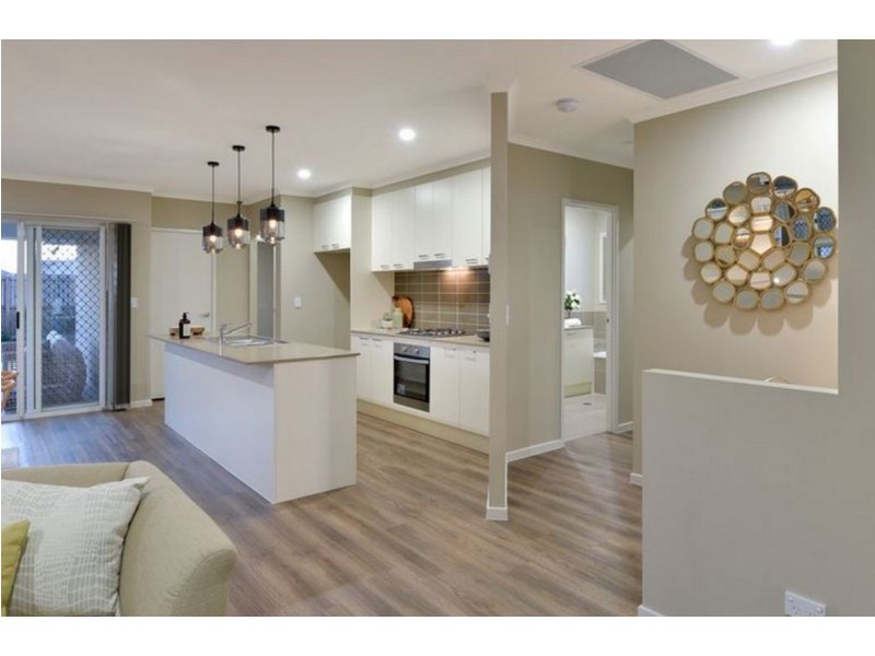 Point Vernon QLD 4655