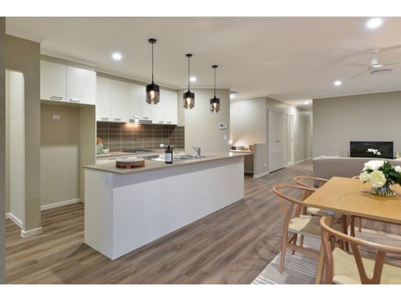 Point Vernon QLD 4655