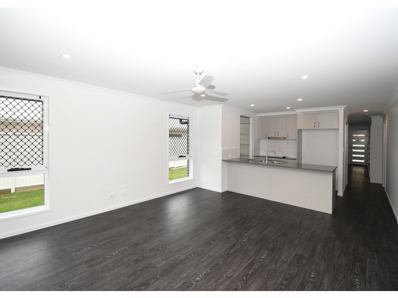 Point Vernon QLD 4655