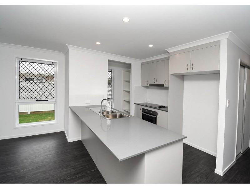 Point Vernon QLD 4655