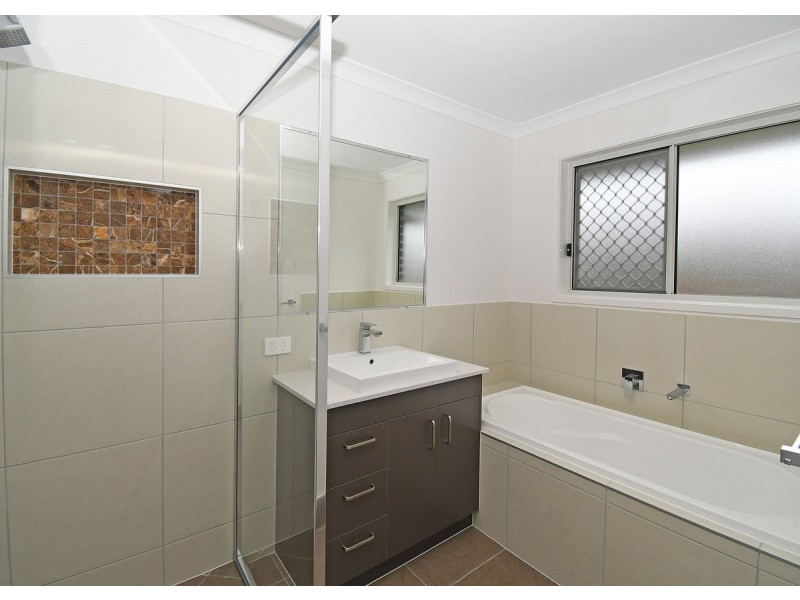 Eli Waters QLD 4655