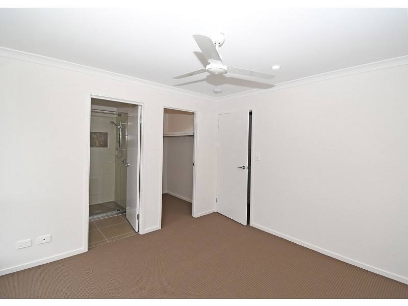 Point Vernon QLD 4655