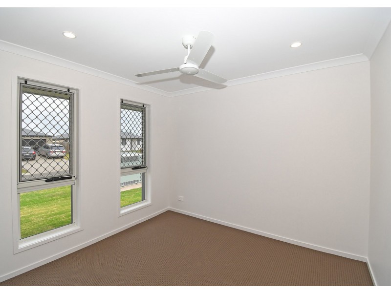 Point Vernon QLD 4655