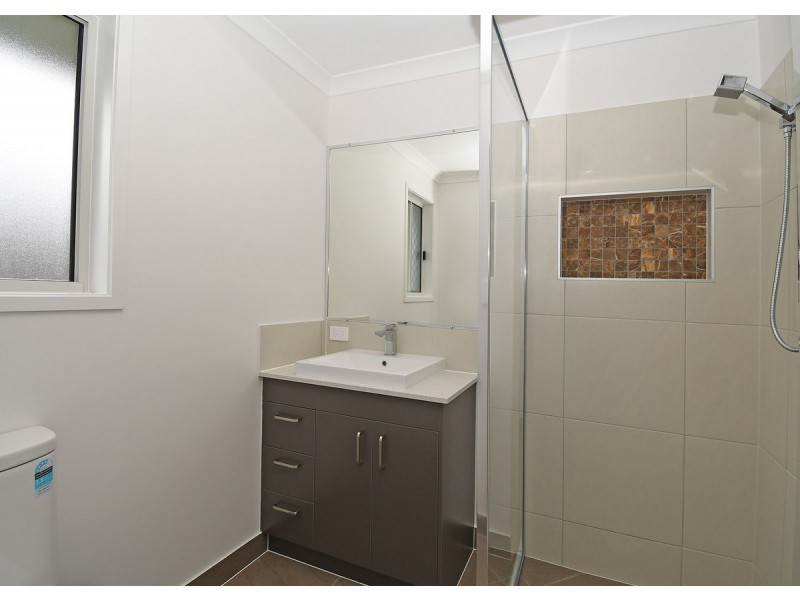 Point Vernon QLD 4655