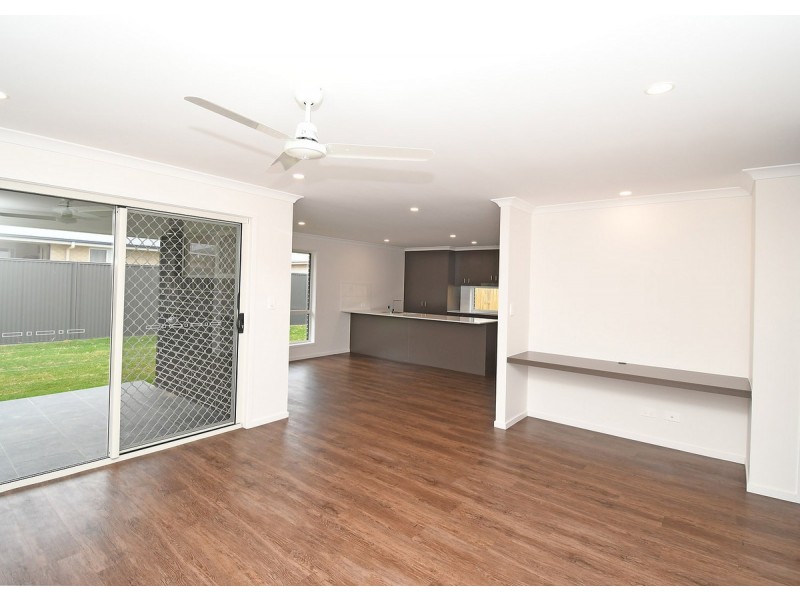 Point Vernon QLD 4655