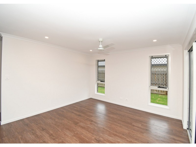 Point Vernon QLD 4655